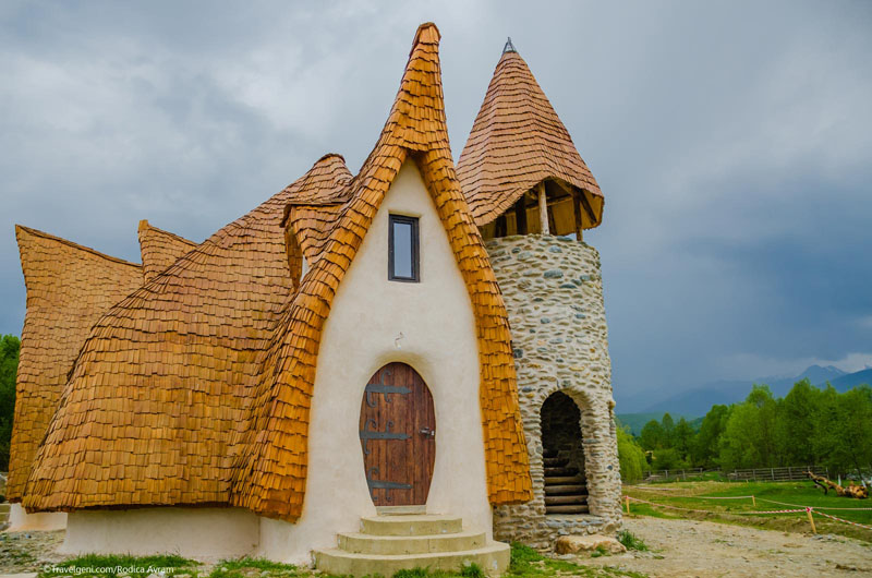 Castelul de lut Valea Zanelor Porumbacu de Sus 11