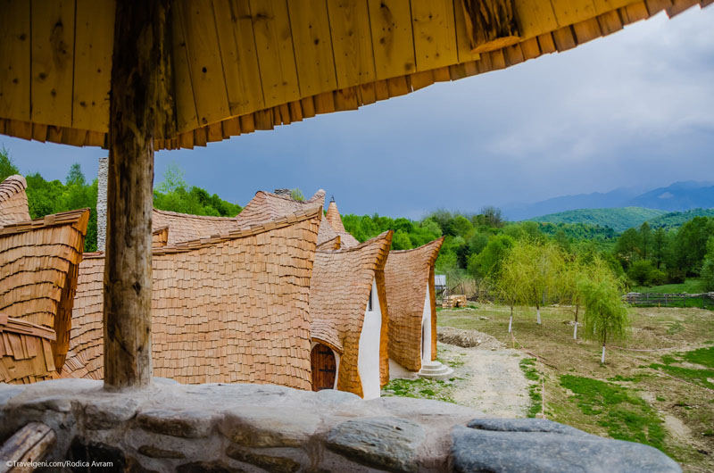 Castelul de lut Valea Zanelor Porumbacu de Sus 7