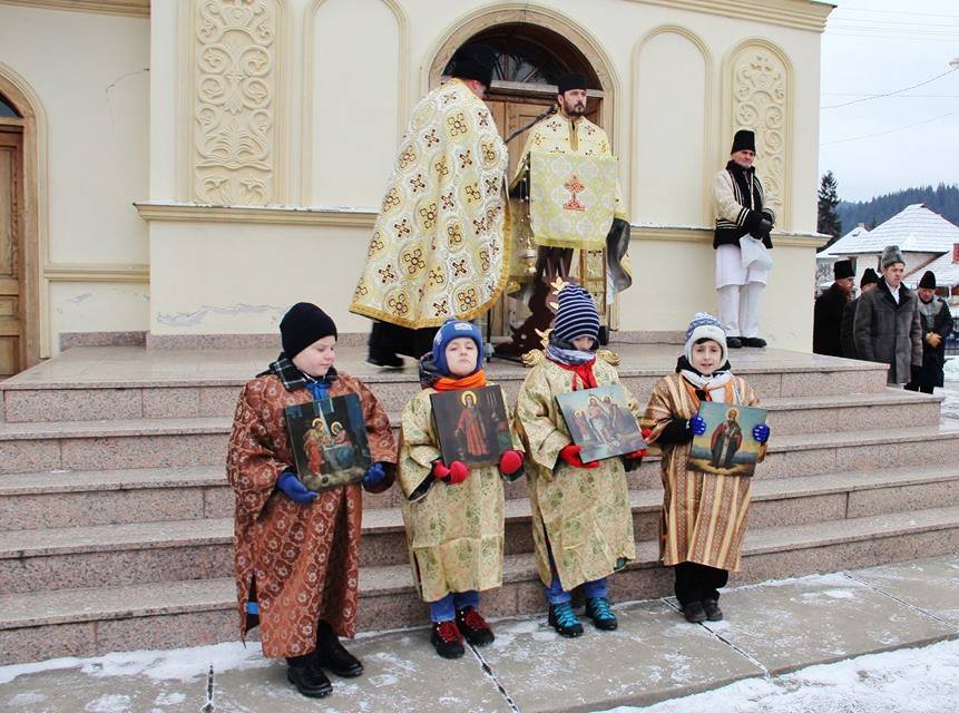 Boboteaza la Campulung Moldovenesc - foto Mihaita Negura