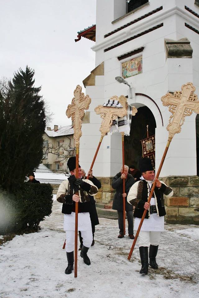 Boboteaza la Campulung moldovenesc (Bucovina) 3 - foto Mihaita Negura