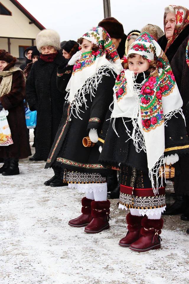 Boboteaza la Campulung moldovenesc (Bucovina) - foto Mihaita Negura