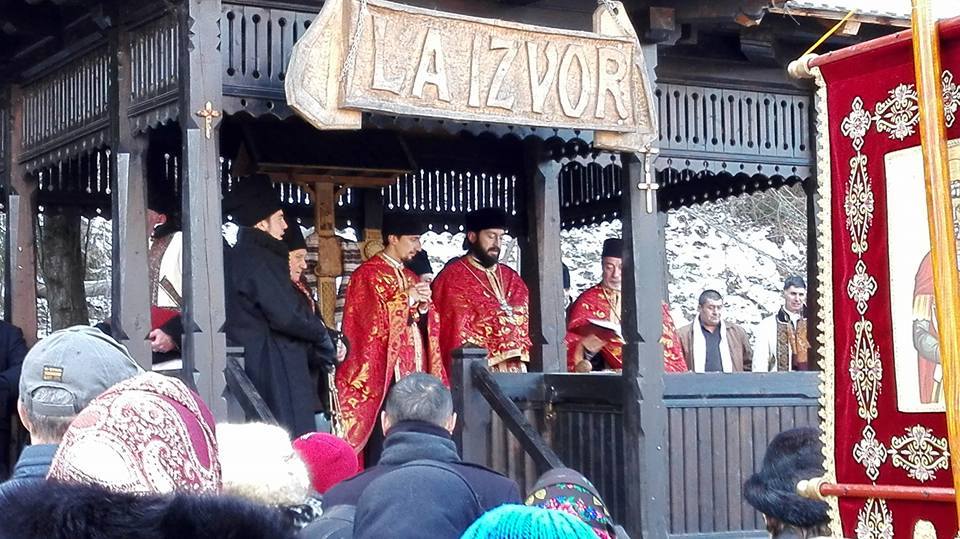 Boboteaza la Fundu Moldovei, Suceava - foto Sorina Poenaru