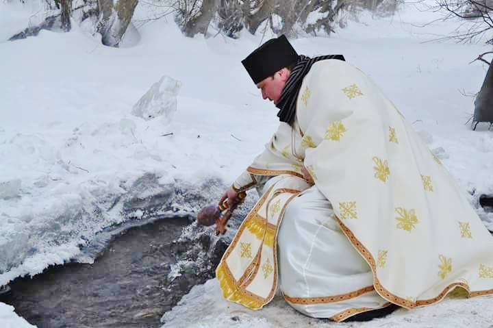 Boboteaza la Moldova-Sulița, Suceava 2 - foto Stefan Corlatan