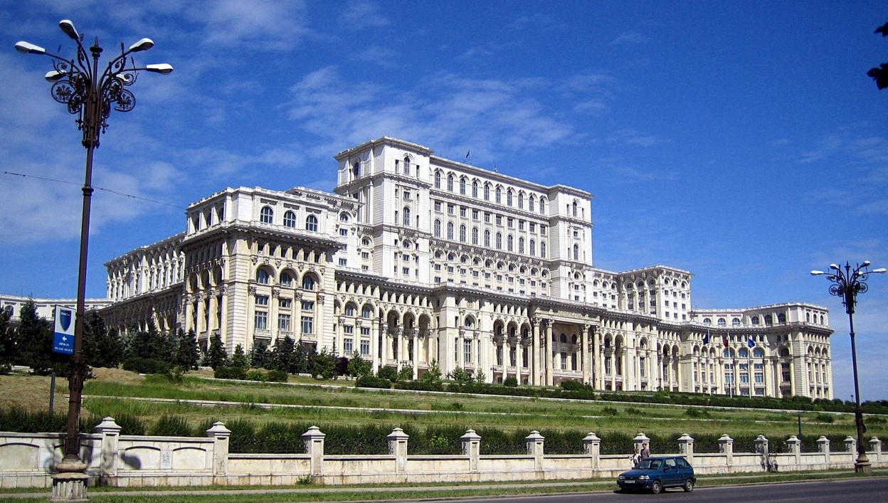 Bucharest In Your Pocket – Palatul Parlamentului (Parliament Palace, Casa Poporului)