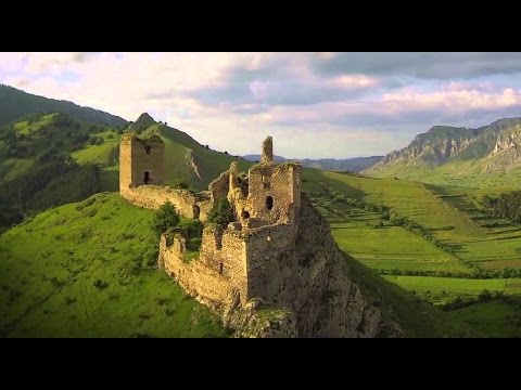 VIDEO: Cetatea Șoimoș, Lipova – Arad || Incredible Romania [4K]