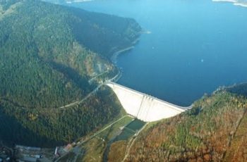 VIDEO: Lake Bicaz and Bicaz-Stejaru Communist-Built Dam in Romania