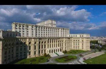 VIDEO: Palatul Parlamentului si B-dul Unirii – filmare aeriana