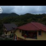 VIDEO: Filmare aeriana cu drona Parrot Bebop – la Casa Potcoava Lepsa, Vrancea – www.romania-montana.ro