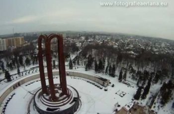 VIDEO: Castelul lui Vlad Tepes din parcul Carol-Bucuresti-filmare aeriana